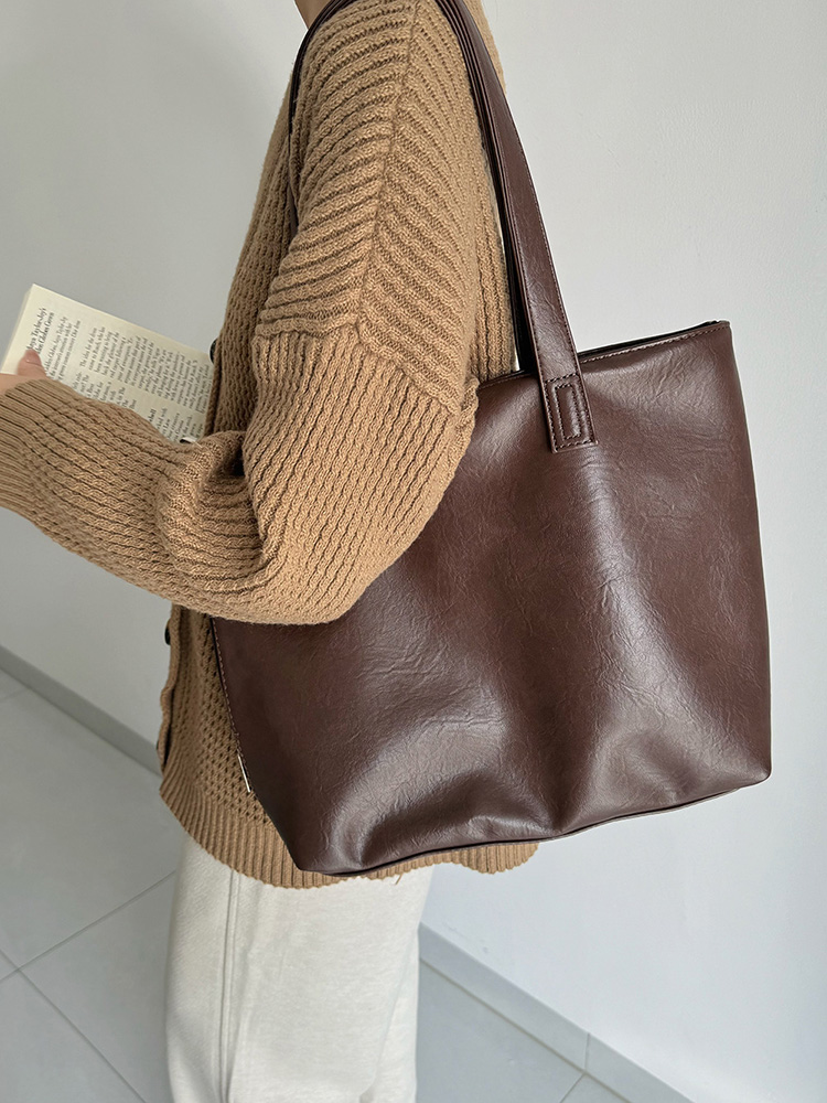 Leisure Shoulder Bag Women 202 - đánh giá và giá Leatherwork Classes