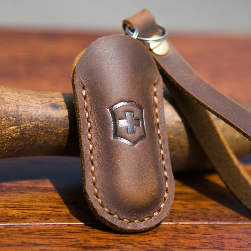 Swiss Knife, Leather Case Prot - đánh giá và giá Leatherwork Knives