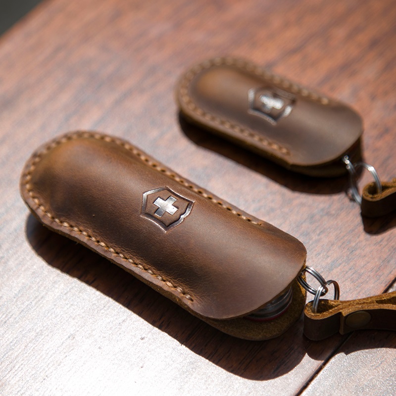 Swiss Knife, Leather Case Prot - đánh giá và giá Leatherwork Knives